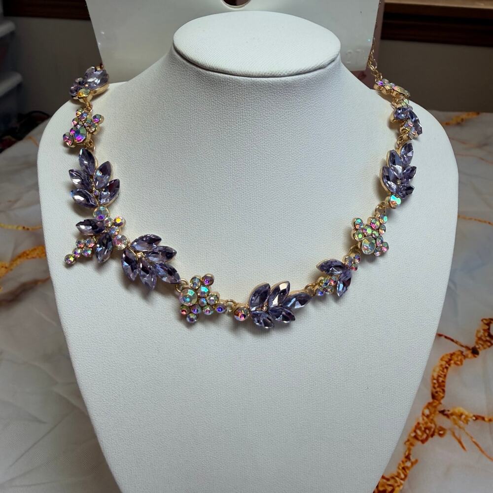 Purple Rhinestone Leaf necklace NEW!